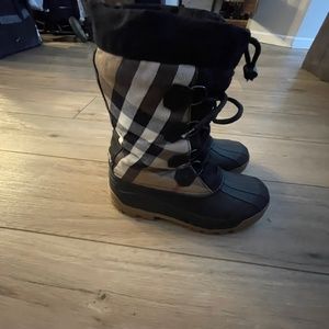 Burberry Boots